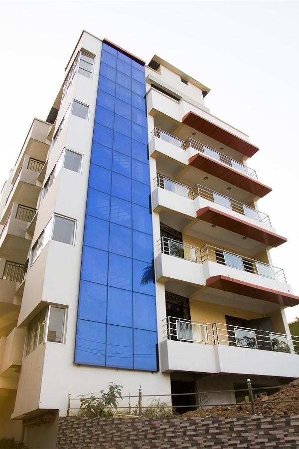 Hotel Park Riviera Guwahati Eksteriør bilde