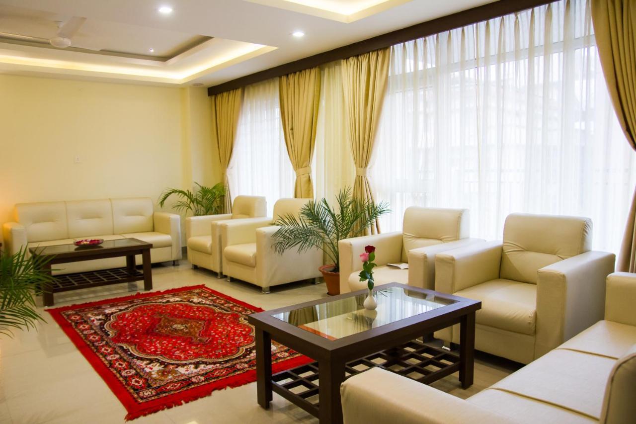 Hotel Park Riviera Guwahati Eksteriør bilde
